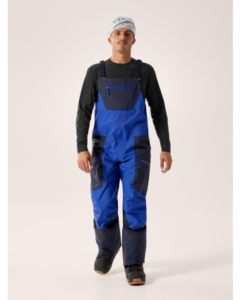 Arc'Teryx f25_x000008924_022380_sabre_bib_pant_vitality_-_black_sapphire_men_mr_front-view_lowres.png